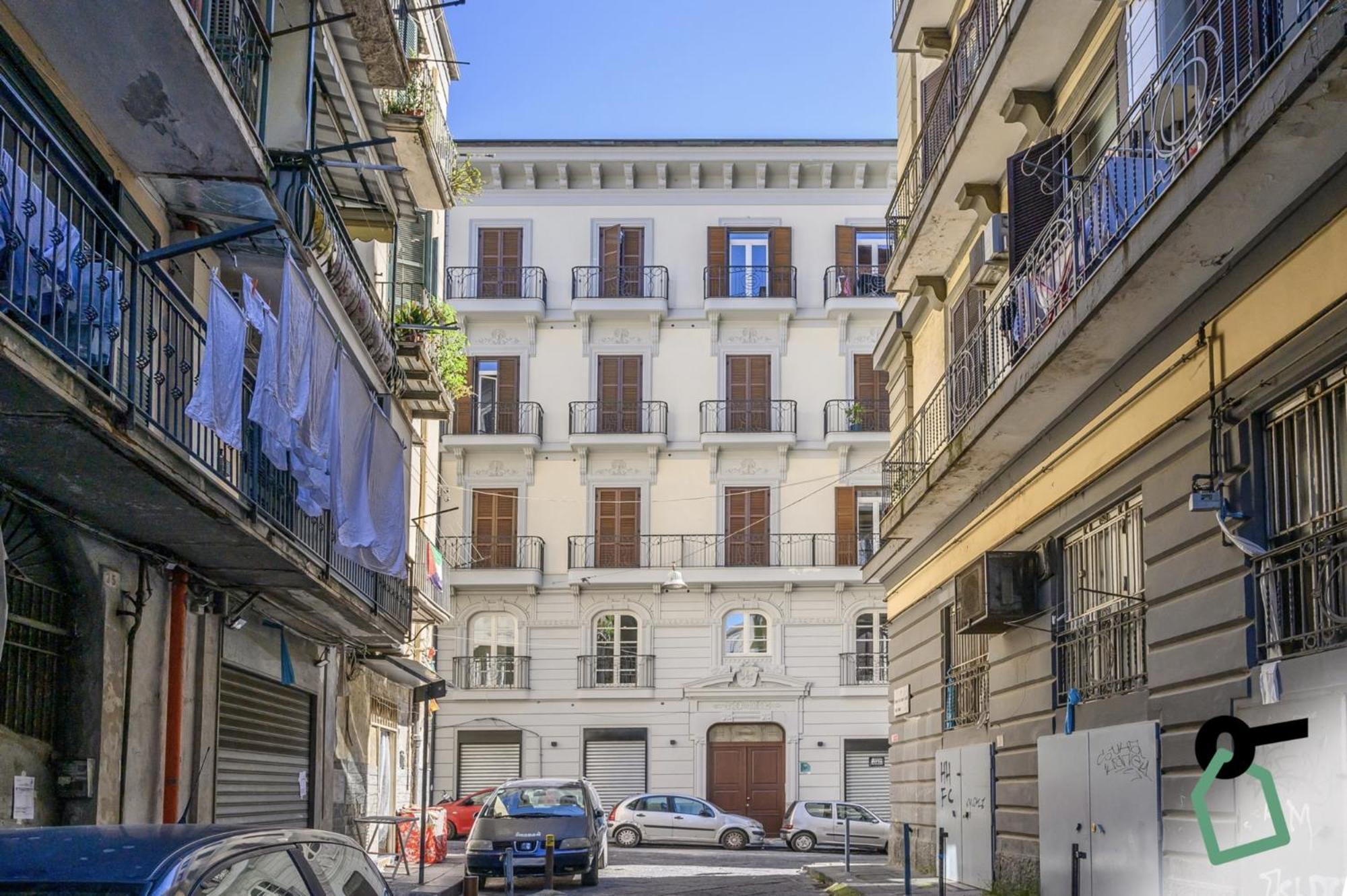Hotiday Room Collection - Napoli Sant'Arcangelo Exteriör bild