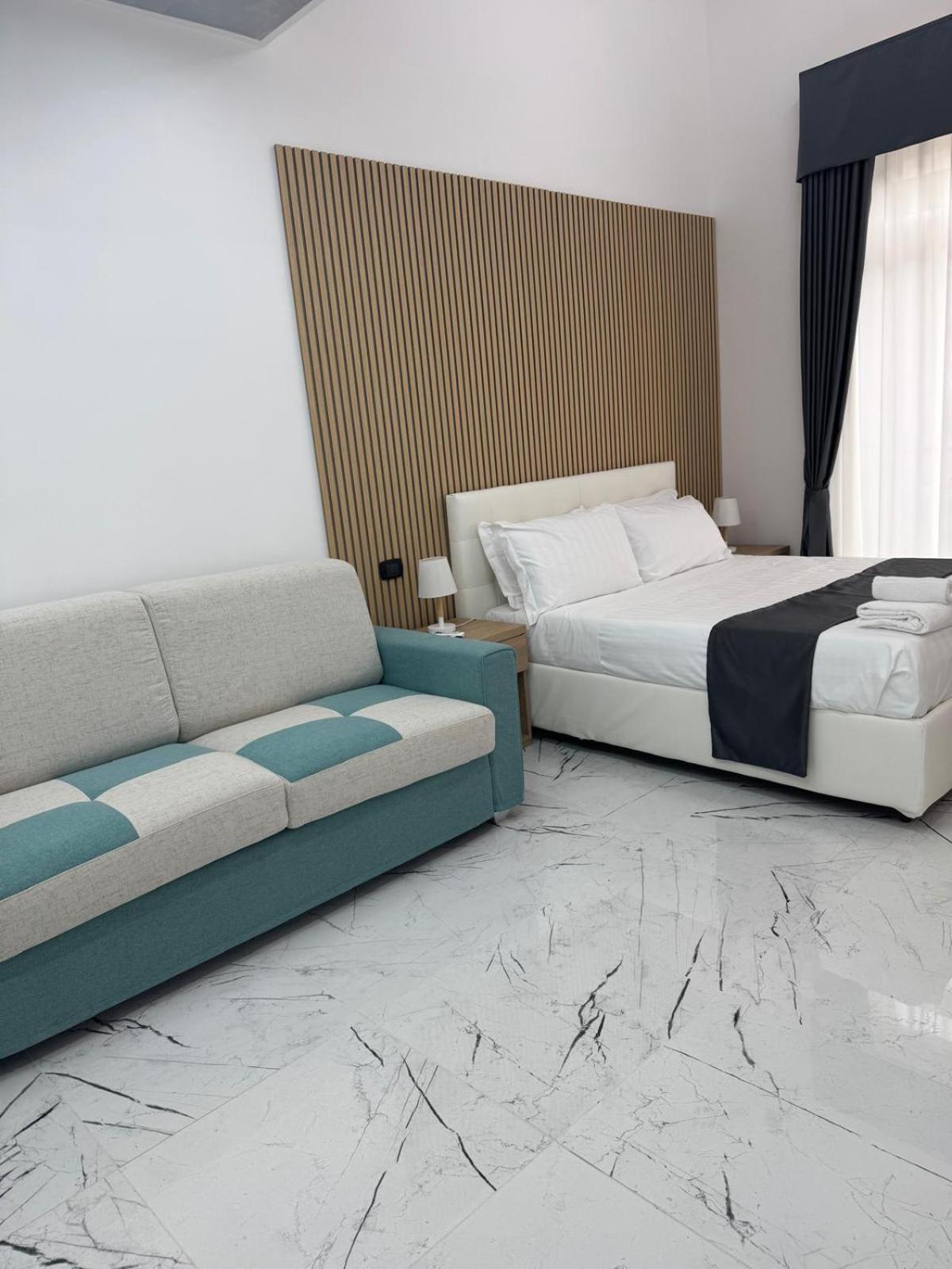 Hotiday Room Collection - Napoli Sant'Arcangelo Exteriör bild