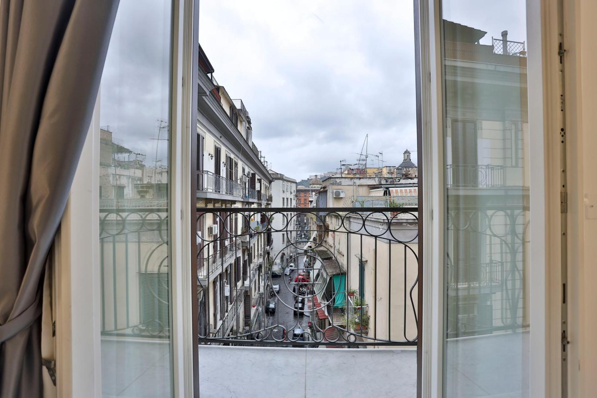 Hotiday Room Collection - Napoli Sant'Arcangelo Exteriör bild